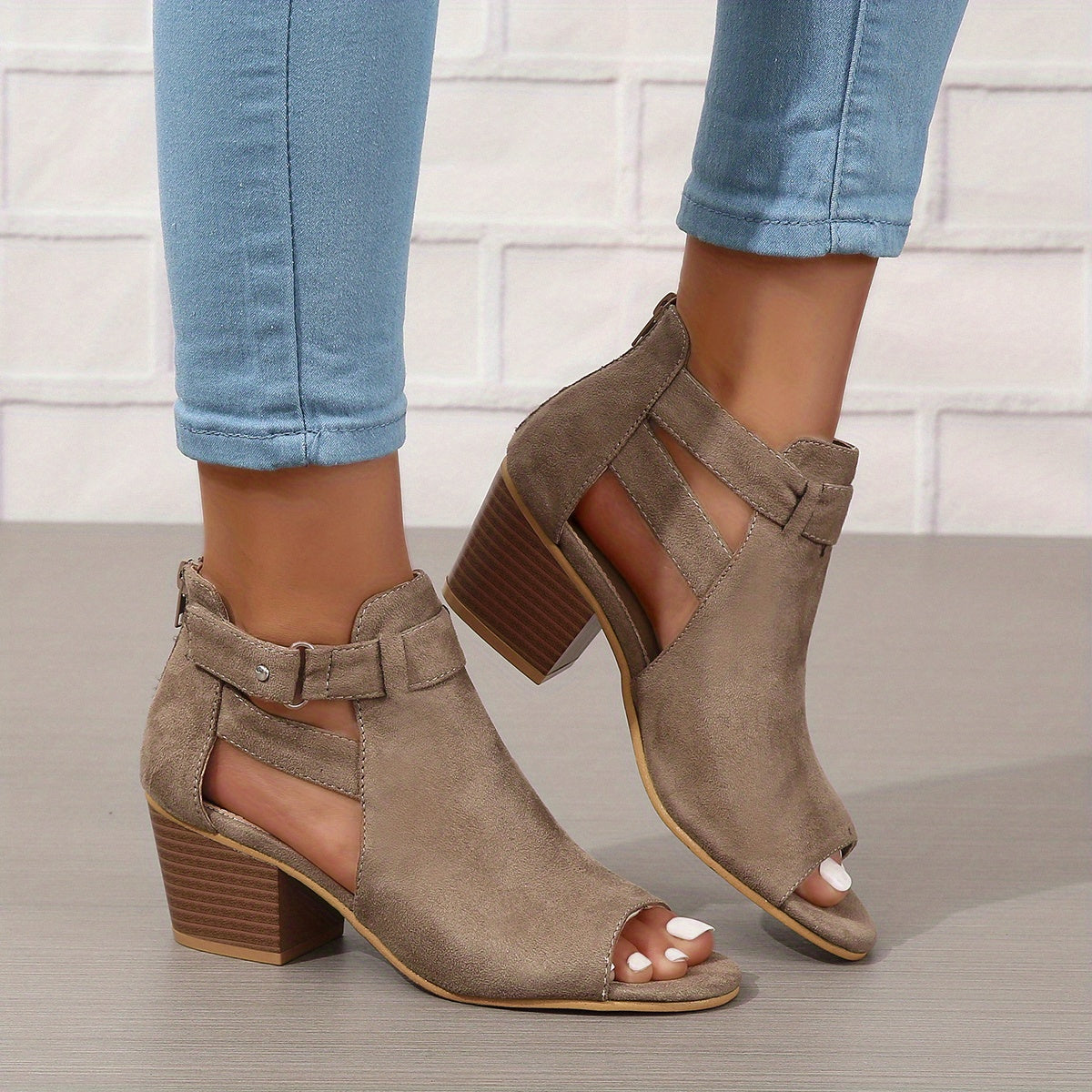 Damen Blockabsatz Sandalen Mit Peep Toe Cutout Knöchelriemen Und Schnalle