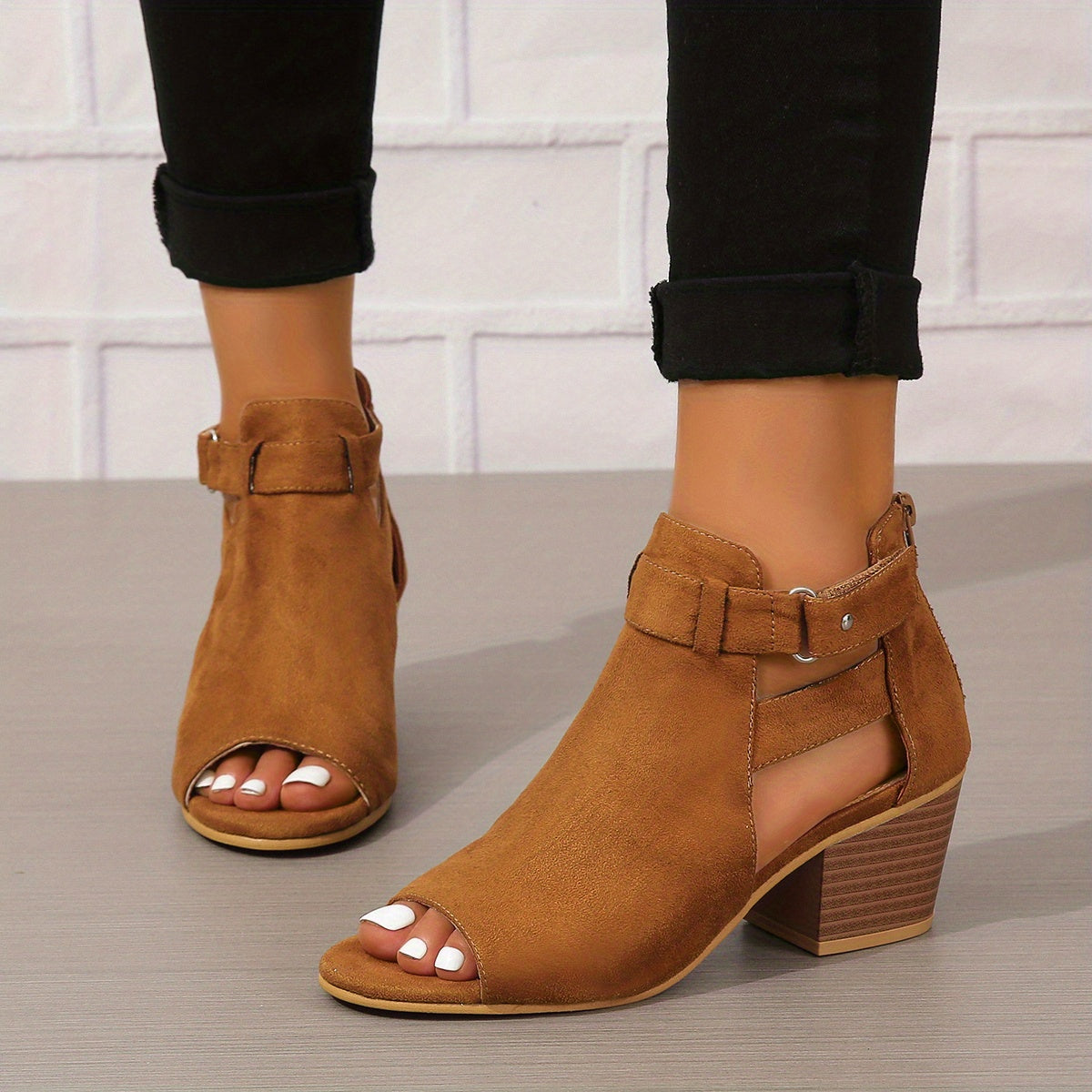 Damen Blockabsatz Sandalen Mit Peep Toe Cutout Knöchelriemen Und Schnalle