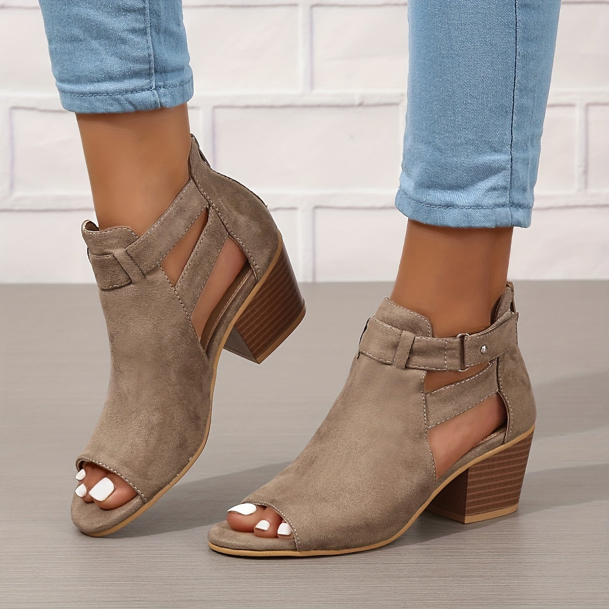 Damen Blockabsatz Sandalen Mit Peep Toe Cutout Knöchelriemen Und Schnalle