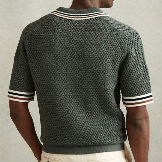 Herren Poloshirt In Armygrün Mit Knopfleiste Und Brusttasche Und Kurzen Ärmeln