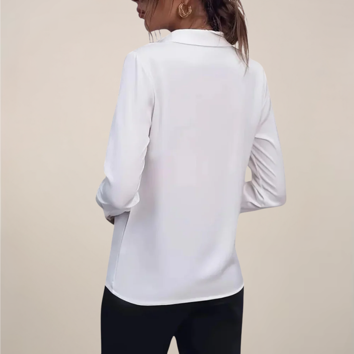 Elegante Einfarbige Damenbluse Mit Langen Ärmeln Und Kragen