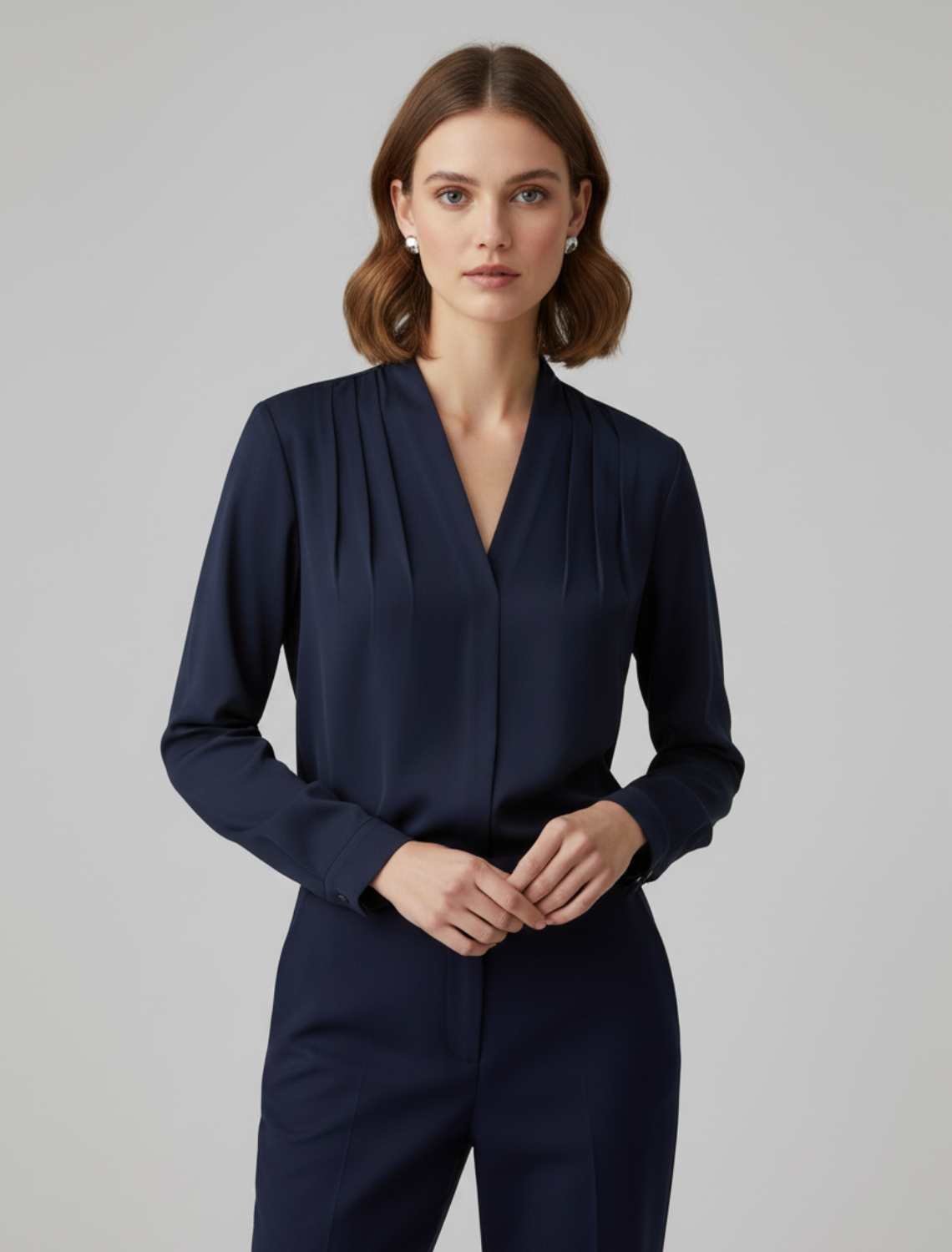 Elegante Satin Bluse Mit Puffärmeln Und Tailliertem Detail