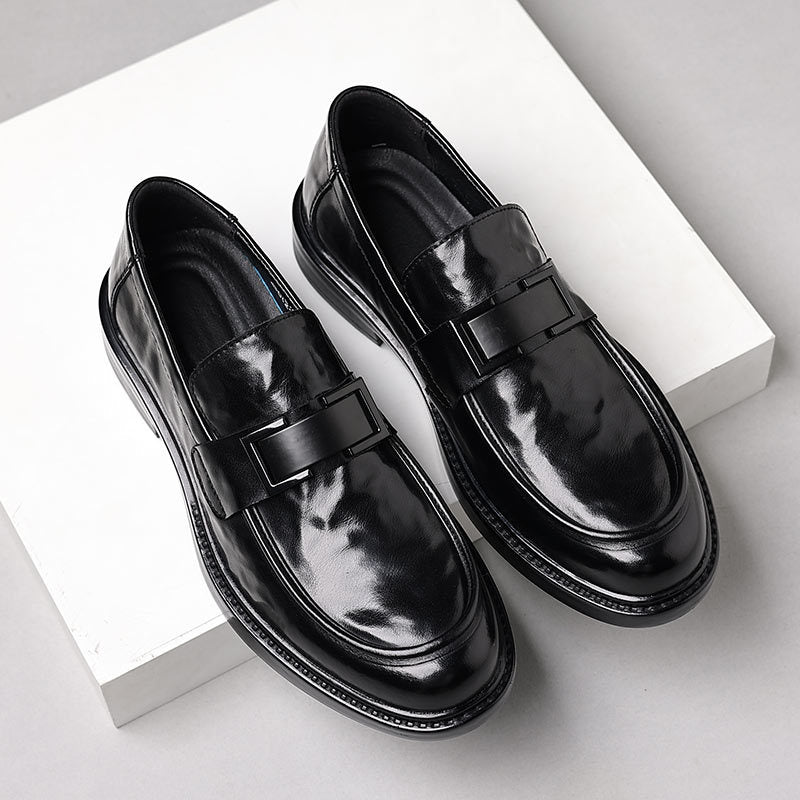 Herren Elegante Slipper Mit Runde Spitze Und Polierte Oberfläche