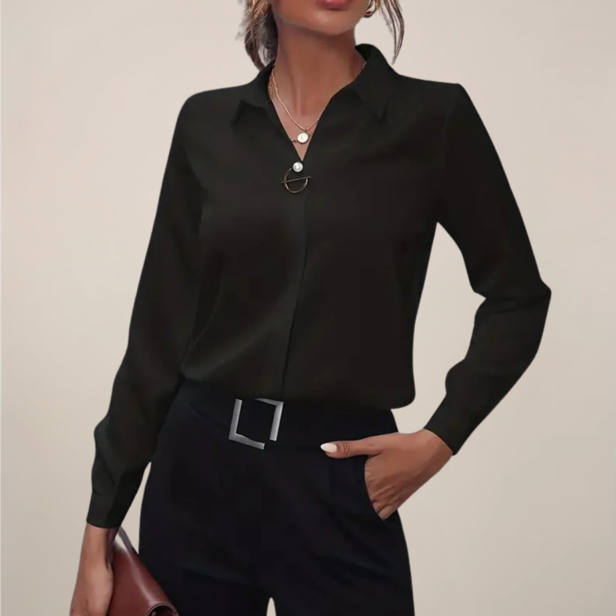 Elegante Einfarbige Damenbluse Mit Langen Ärmeln Und Kragen